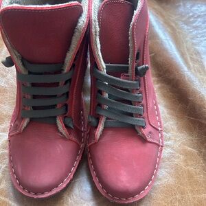 Onfoot Red Booties